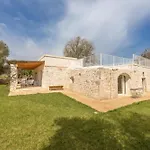Violetta Villa