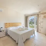 Violetta Villa